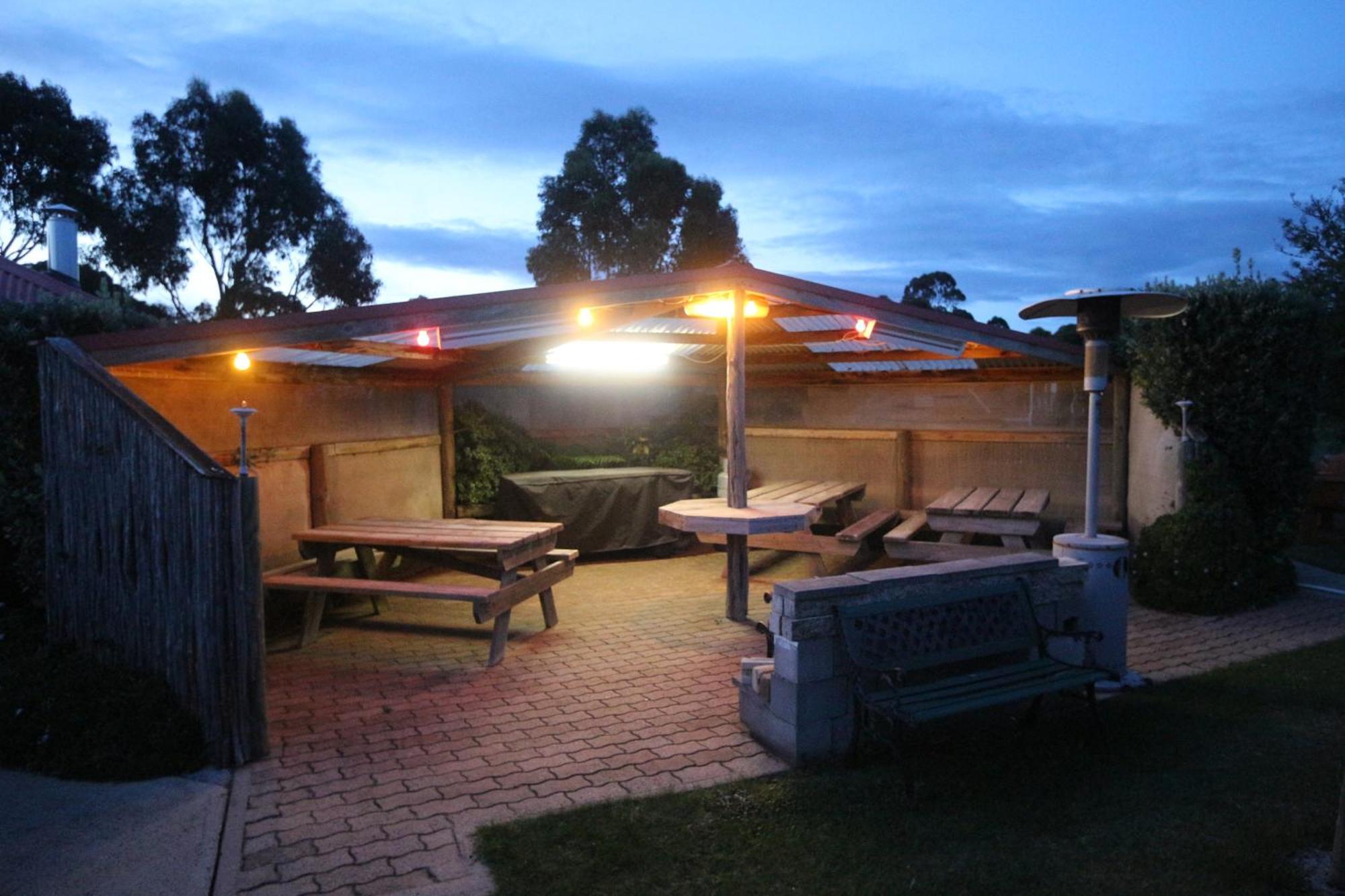 Swansea Cottages & Lodge Suites Exterior photo